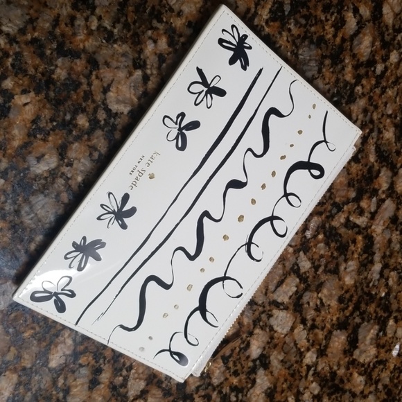 Kate Spade pencil purse NWOT - Picture 2 of 3